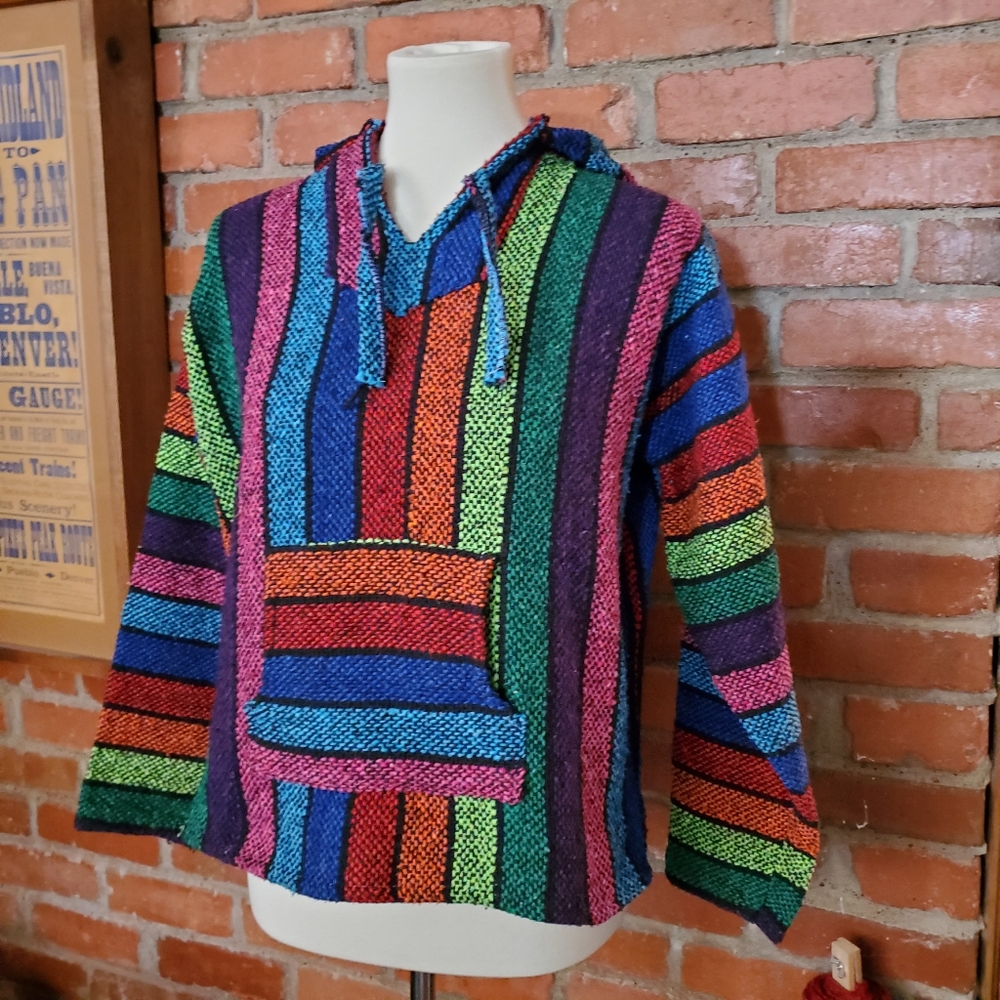 Franks Textiles Mexican Hoodie Drug Rug Rainbow Ne